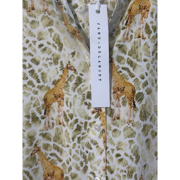 Jane & Delancey Womens Small Giraffe Blouse Button Front Short Sleeve Safari NWT - Picture 6 of 10
